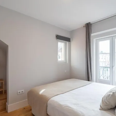 Santa Justa 24 Downtown Apartamento *