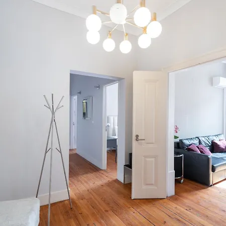Santa Justa 24 *