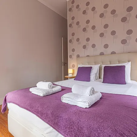 Apartamento Santa Justa 24 *